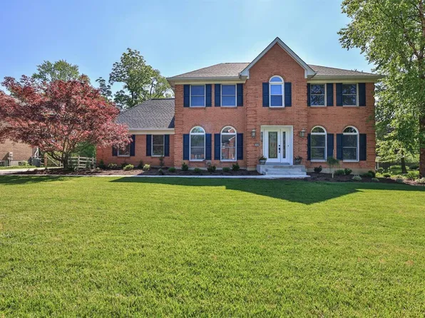 9462 Ambleside Dr, West Chester, OH 45241