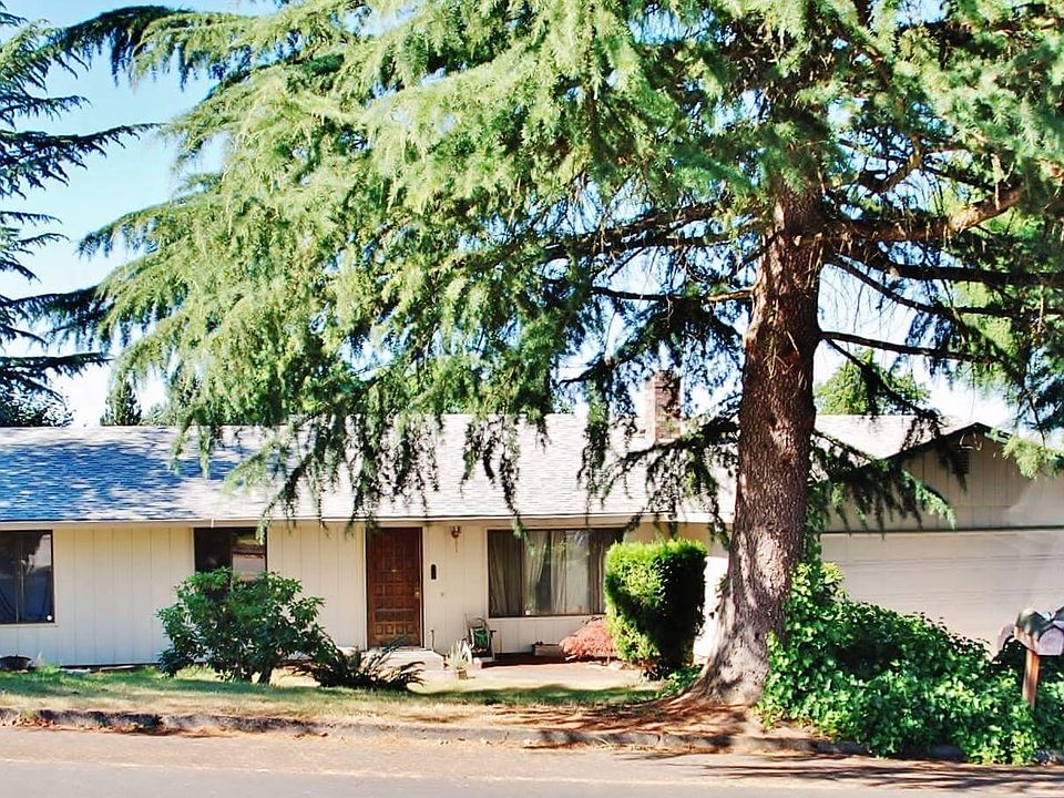2nd image of 3312 NE 160th St