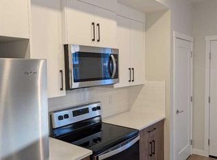 400 Belmont St SW #506, Calgary, AB T2X4C1