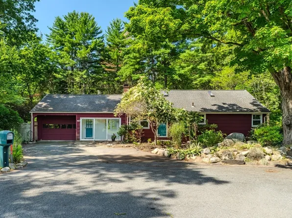 40 Alamo Ct, Northampton, MA 01062