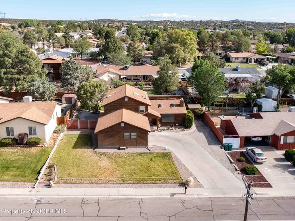 5000 Crestwood Dr, Farmington, NM 87402