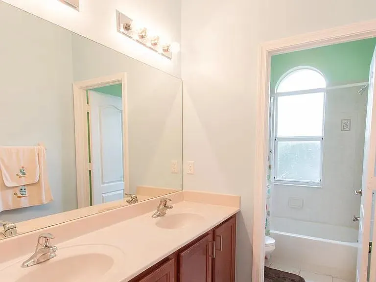 2257 Portofino Ave — Photo 13