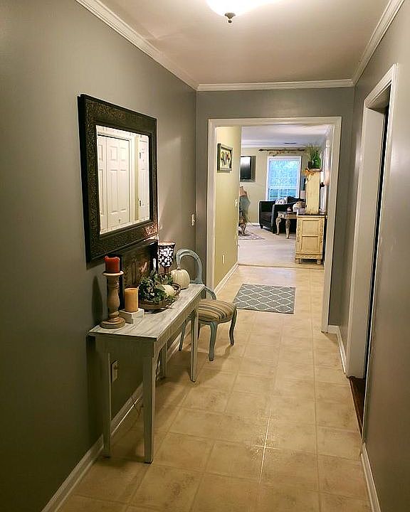 2nd image of 117 Northridge Rd