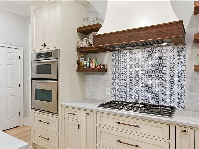 1247 Manor Oaks Ct — Photo 24