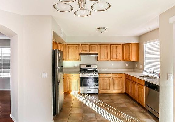 5th image of 12817 W La Reata Ave #1