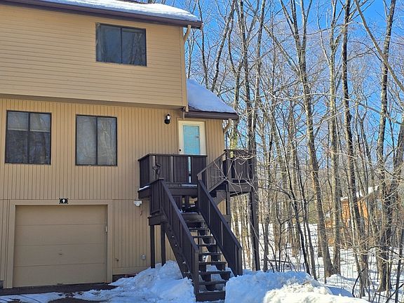 2nd image of 9 Mountain Gate Rd Unit 9