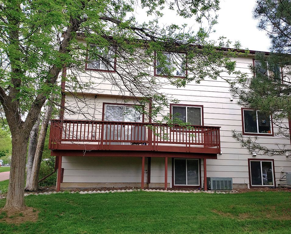 985 Winona Cir