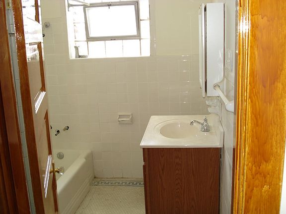 4th image of 3659 Minnesota Ave #1F