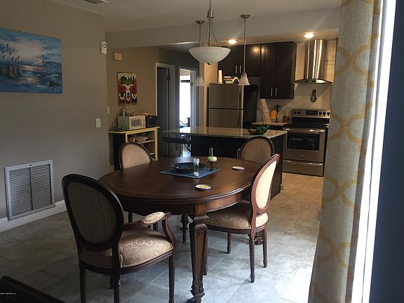 5th image of 6630 Wellington Place Ln