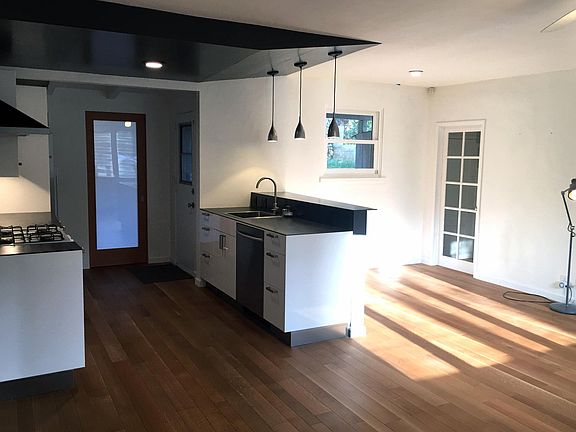 3rd image of 1842 N Avenue 56