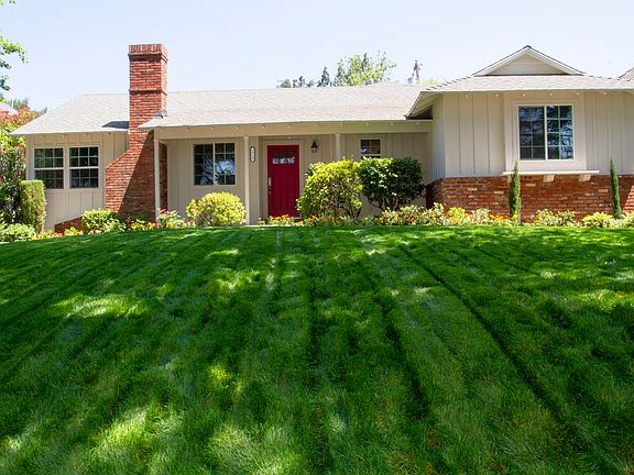 2nd image of 1939 Tondolea Ln