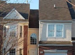 108 Rampart Pl, Maple Glen, PA 19002