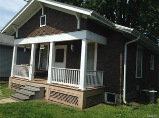 1503 N 2nd St, Saint Charles, MO 63301