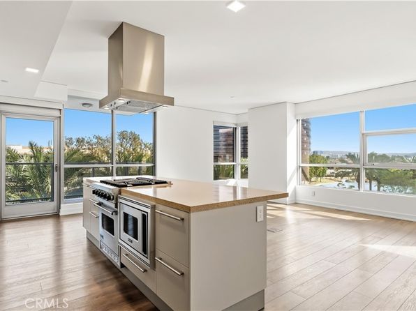 9 Macarthur Pl #N503