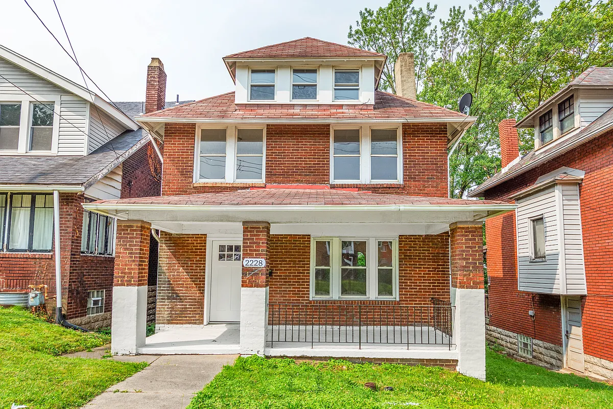 Building Photo - 2228 S Braddock Ave