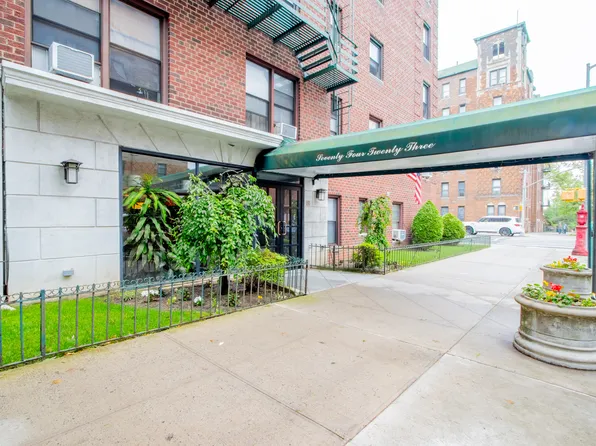 7423 Ridge Boulevard image 25 of 25