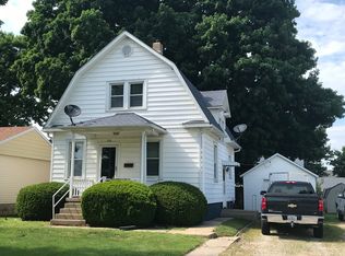 114 W 4th St, Wyanet, IL 61379
