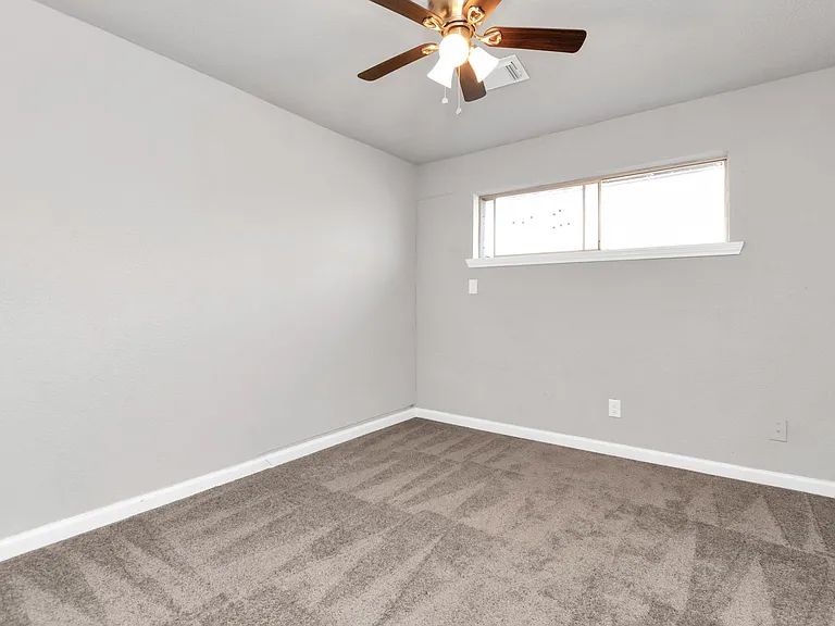 3655 Seabrook St #4 — Photo 19