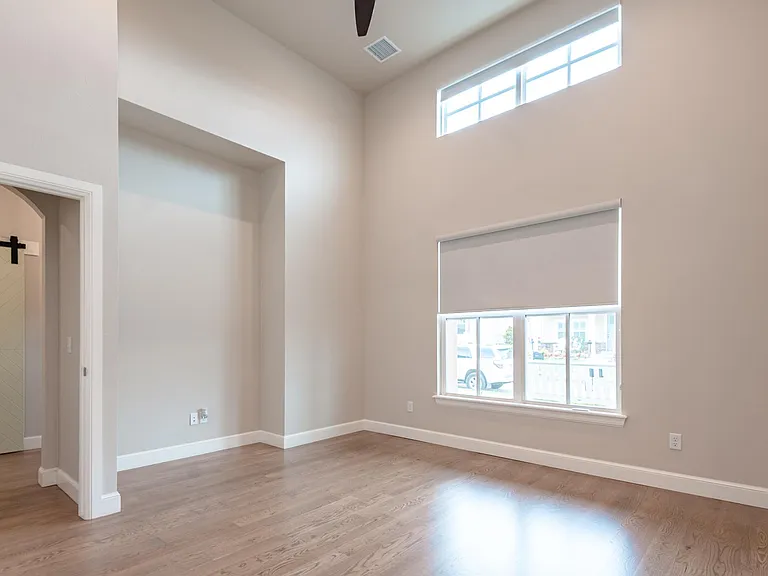1809 Plaza District Dr — Photo 10