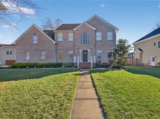 2212 Arklow Rd, Virginia Beach, VA 23456