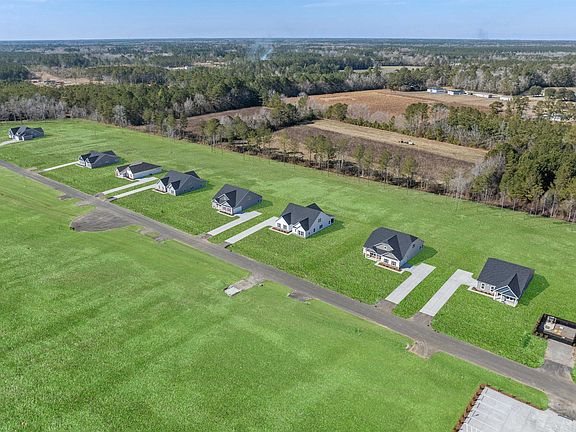 4th image of 112 Furnies Place