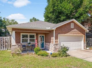 30B Cape Dr NW, Fort Walton Beach, FL 32548