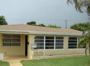 1474 NE 176th St, North Miami Beach, FL 33162