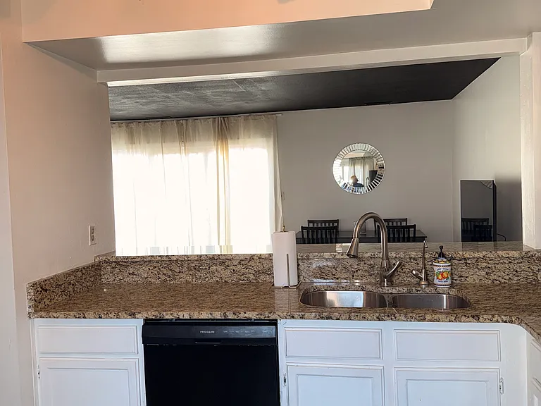 738 Woodbox Dr — Photo 3