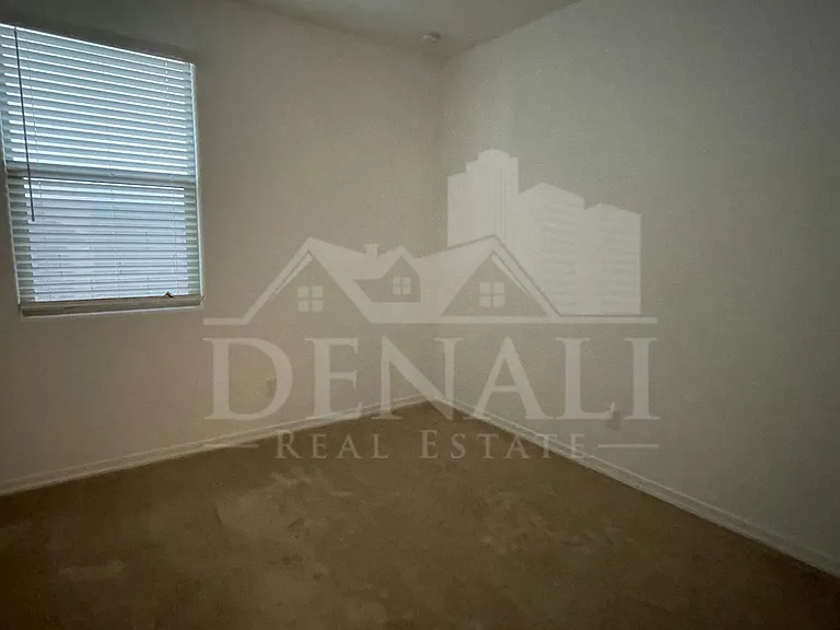 7954 W Medlock Dr — Photo 15
