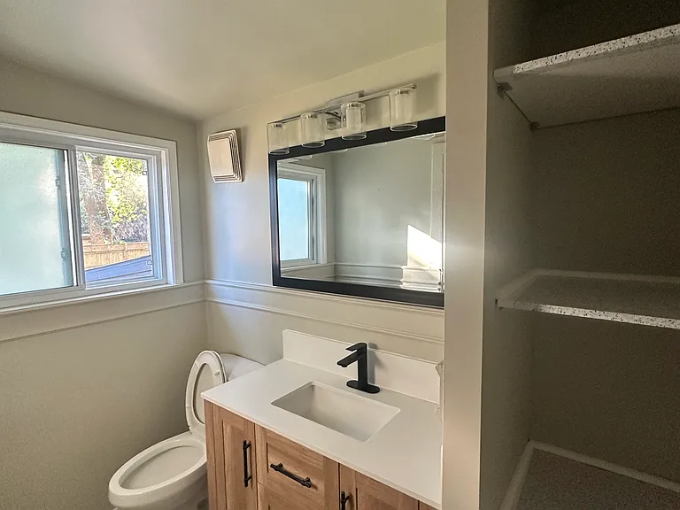 3401 Charlevoix Ave — Photo 11