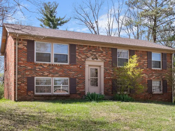 1286 Slayden Cir, Clarksville, TN 37040
