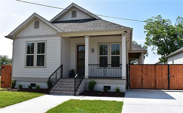 1st image of 2228 Esteban St