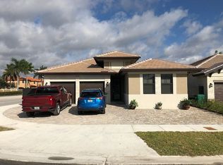 15165 SW 28th St, Miami, FL 33185