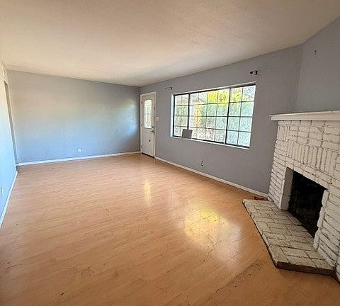 5th image of 6718 Varna Ave