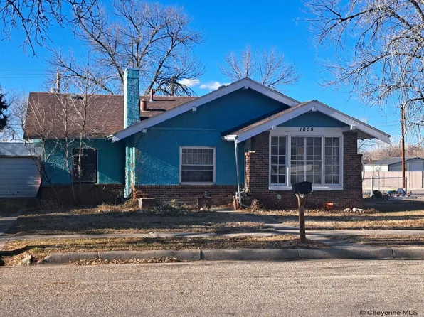 1009 12th St, Wheatland, WY 82201