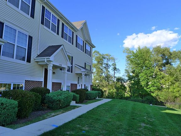 2nd image of 1729 W Turtle Creek Ln