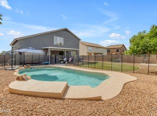 1405 S Honeysuckle Cir, Gilbert, AZ 85296