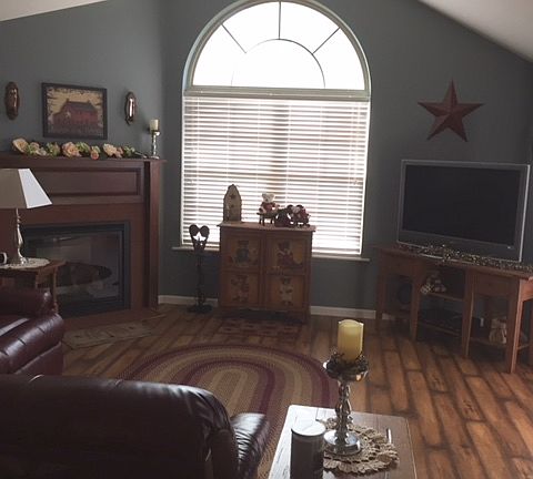 3rd image of 15-153 The Flds