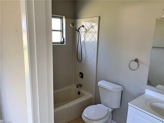 5th image of 117 Dania Cir