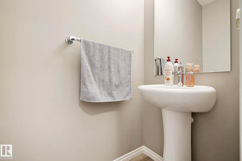 Edmonton Townhouse for rent - 3 Bedrooms — photo 7