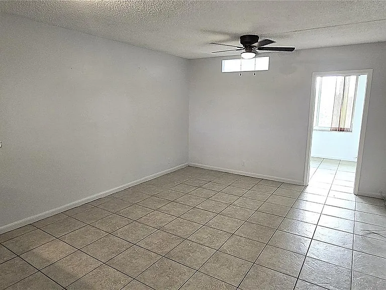 5335 NW 10th Ct #307 — Photo 9