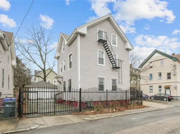11 Plum St, Providence, RI 02905