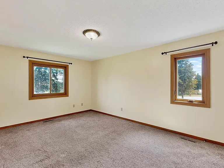 4543 Arbor Dr NW — Photo 15