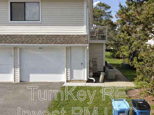 722 Whitesail Dr, Schaumburg, IL
