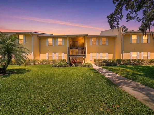 3001 58th Ave S APT 1005, Saint Petersburg, FL 33712