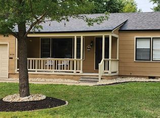 1658 SW 22nd St, Topeka, KS 66611