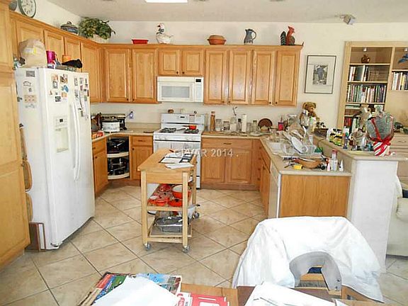 3rd image of 10266 Profeta Ct