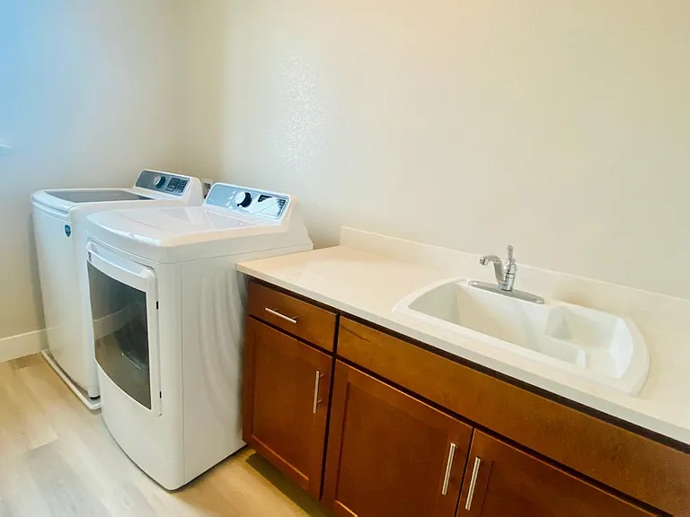3010 S Rio Grande Dr — Photo 23