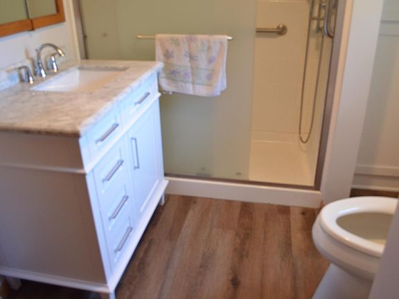 4th image of 22296 Hall Ave SW