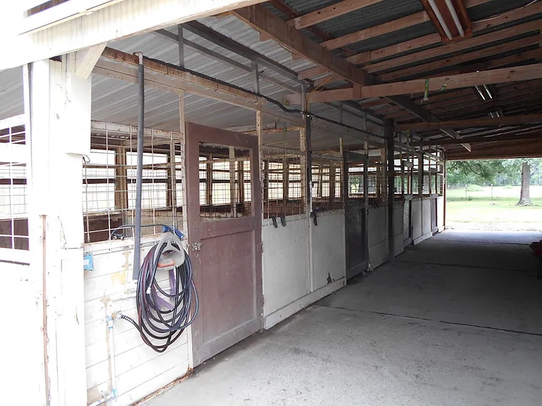 430 FM 2797 — Photo 12